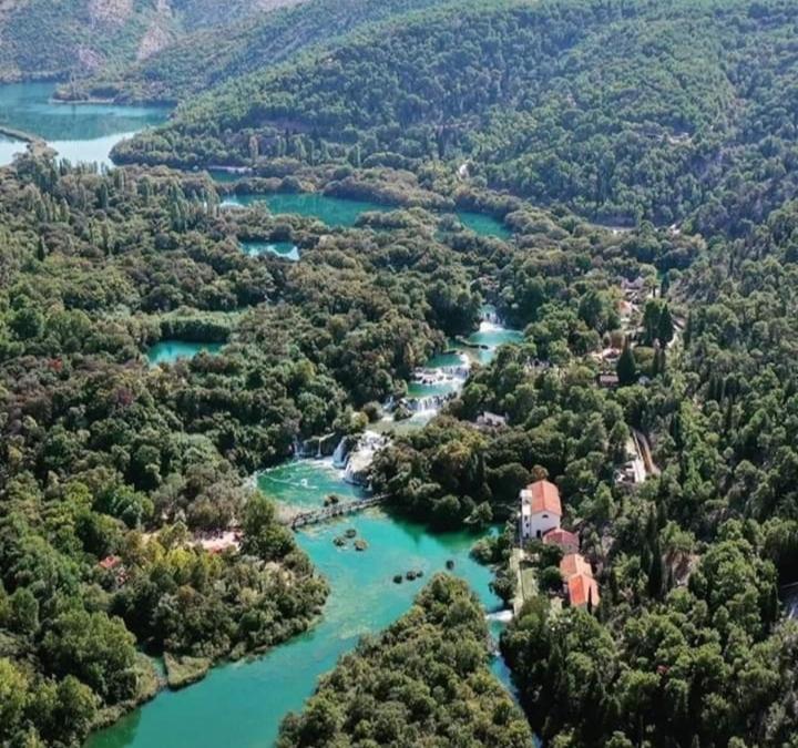 Krka Fairytale Little Castle Hotel Skradin Bagian luar foto