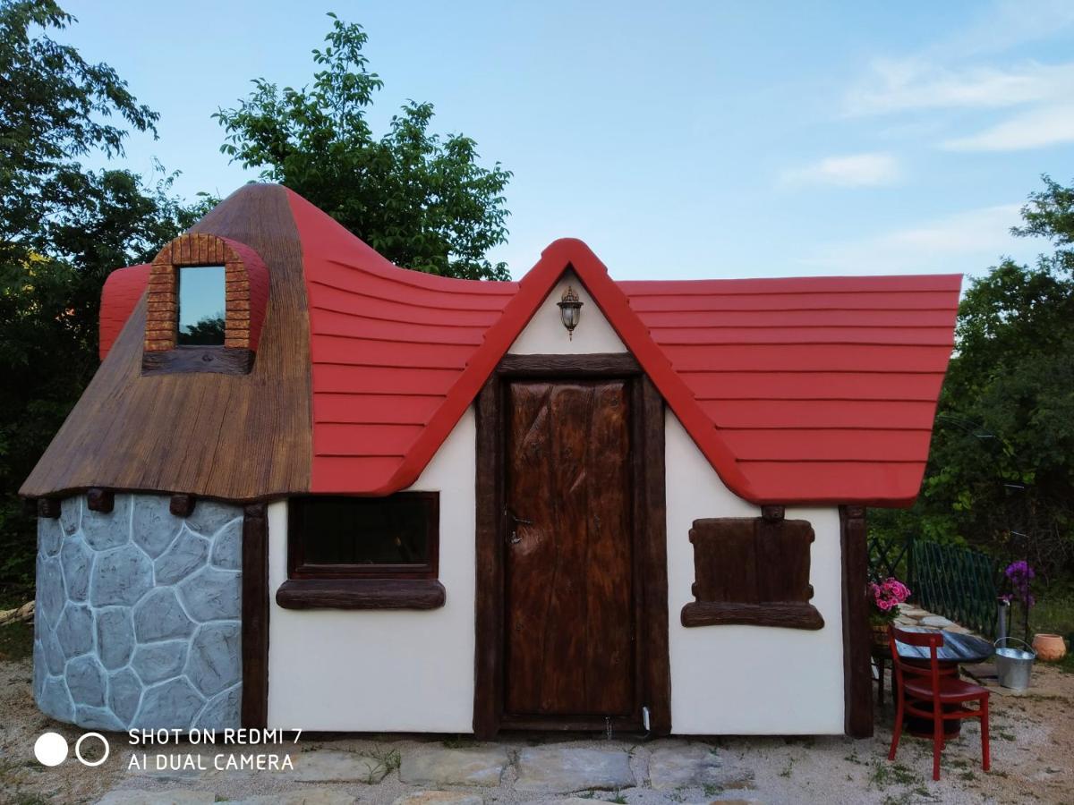 Krka Fairytale Little Castle Hotel Skradin Bagian luar foto