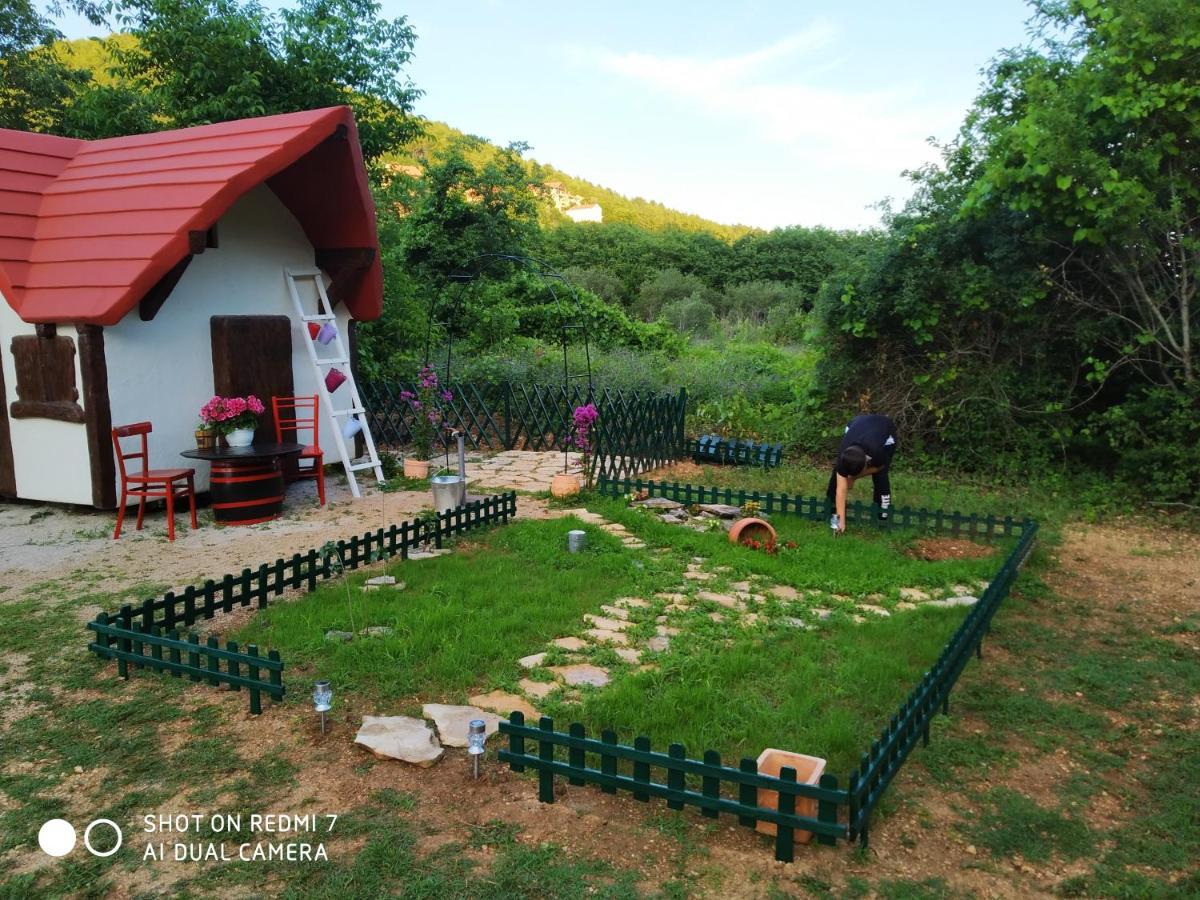 Krka Fairytale Little Castle Hotel Skradin Bagian luar foto