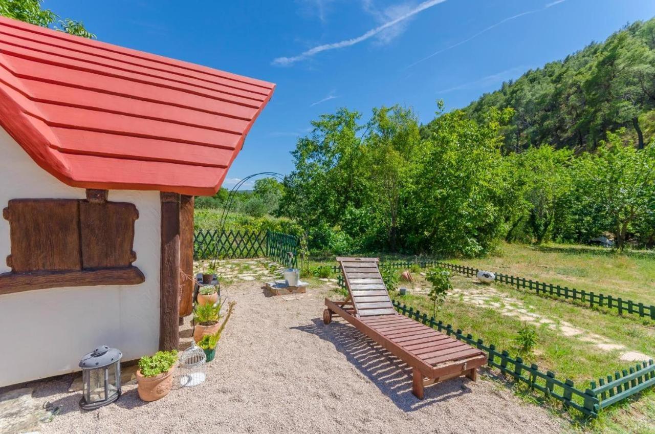 Krka Fairytale Little Castle Hotel Skradin Bagian luar foto